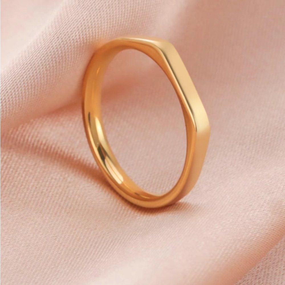 Geometric Ring ✨NWT✨ - Picture 2 of 4